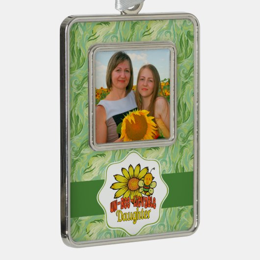 信じられないほどの娘ひまわりの花とミツバチ シルバープレートフレームオーナメント (右)