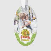 信じられない孫娘ひまわりの花とミツバチ オーナメント (正面)
