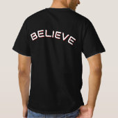 信じる 励ましの言葉 メンズ ブラックTシャツ Tシャツ (裏面)