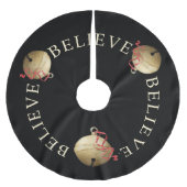 信じタイポグラフィ ブラッシュドポリエステルツリースカート (正面)