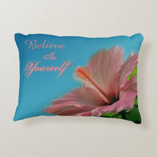 信じハイビスカスフラワー感動的引用文  アクセントクッション (裏面)