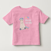 信じユニコーンの魔法のピンクの女のモノグラムの子 トドラーTシャツ (正面)