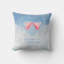 信じ飛んでいる難い愛 クッション