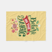 信じ魔法タイポグラフィ フリースブランケット (正面(横))