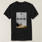 信じDatエイリアンUFO Dat UFO おもしろい Ufo Cat Selfi Tシャツ (デザイン正面)