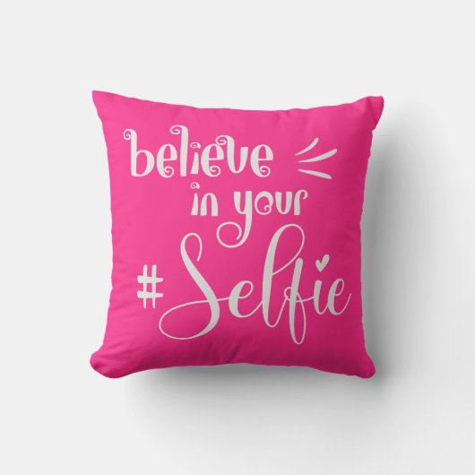 信じSelfie Script White Pink クッション (正面)