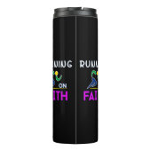 信ランニング教クリスチャンのランナー タンブラー (裏面)