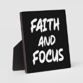 信仰と焦点 – クリスチャンのハッスル成功ジム フォトプラーク (正面)