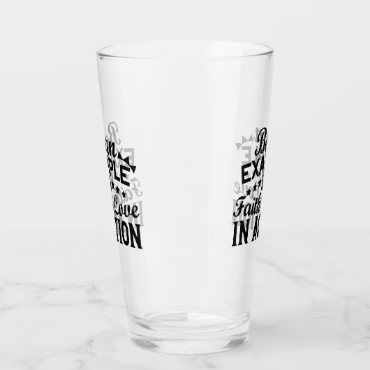 信仰と行動愛の例である タンブラーグラス (左)