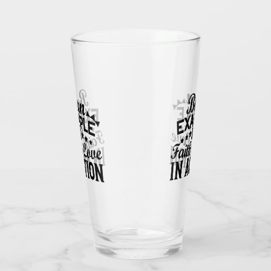 信仰と行動愛の例である タンブラーグラス (右)