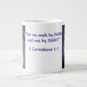 信仰と闇の歩く2コリント5:7 ジャンボコーヒーマグカップ (正面)