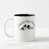 "信仰は山を動かすことができる感動的マグカップ" ツートーンマグカップ (左)