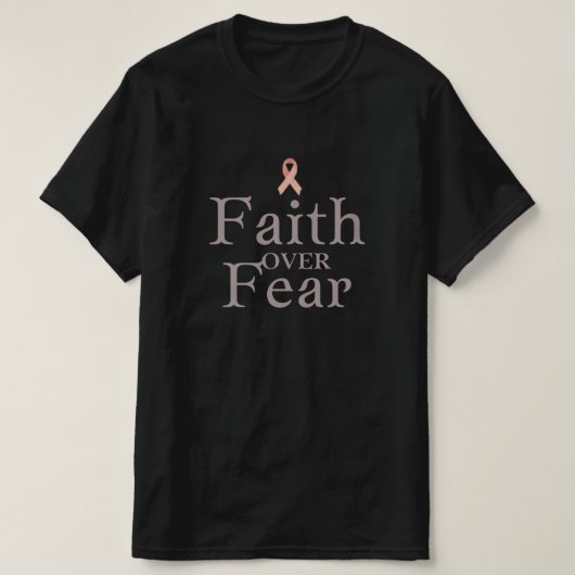 信仰は恐れに勝る -  inspirational クリスチャン 服 tシャツ (デザイン正面)