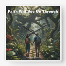 信仰は我々を壁時計の中から見る