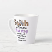 「信仰は第一歩を踏み出す…」 グラフィック(3.B) カフェラテマグ (左アングル)