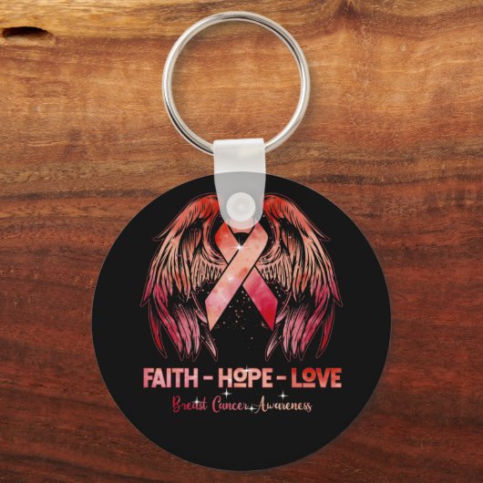 信仰は胸がんピンクの羽を背中に愛することを願う キーホルダー (正面)
