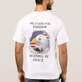 信仰を貫く メンズ アメリカンTシャツ Tシャツ (裏面)