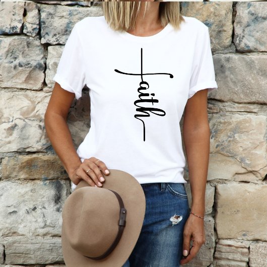 信仰キリスト教の十字架 Tシャツ