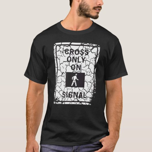 信号クロスガードでのみクロス動揺してする Tシャツ (正面)