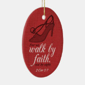 信頼2のCorinthiansの5:7の聖書の詩の引用文による歩行 セラミックオーナメント (右)
