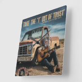 「信頼」から「T」を取り出す スクエア壁時計 (傾斜)