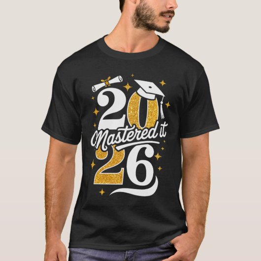修士号取得者 2026年卒業記念品 修士号 Tシャツ (正面)