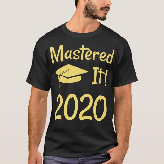 修士号 マスター学位 ユニーク ギフト プレミアム Tシャツ (正面)