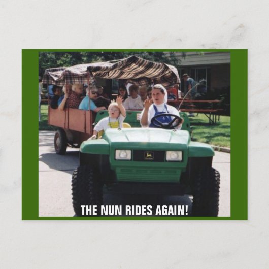 修道女が再び乗馬を披露！ ポストカード (正面)