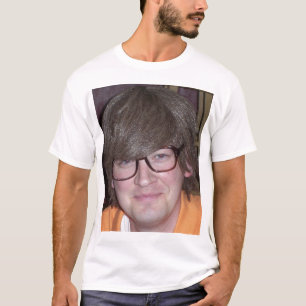 俳優の暴行 Tシャツ