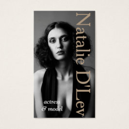 俳優モデルのヘッドショット撮影劇場