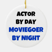 俳優：Day Moviegoer by Night セラミックオーナメント (裏面)