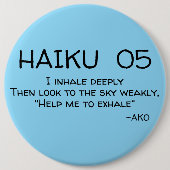 俳句05 缶バッジ (正面)