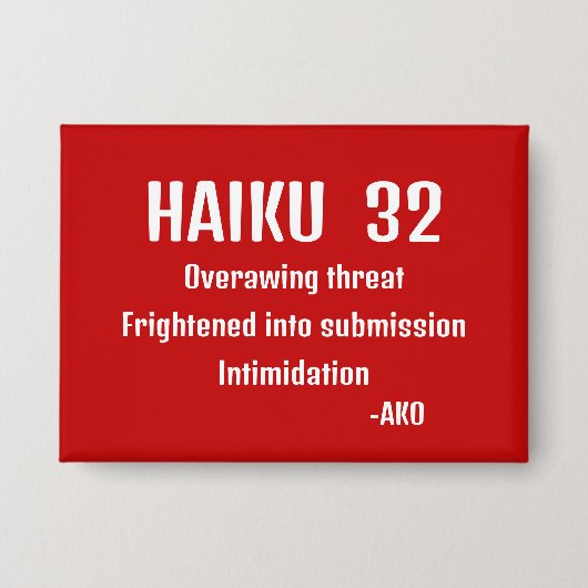 俳句32 缶バッジ (正面)