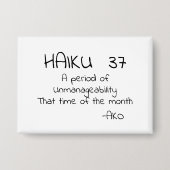 俳句37 缶バッジ (正面)