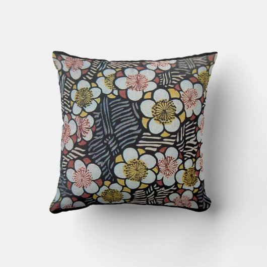 俳句/白黒ピンクイエロー春の花 クッション (裏面)