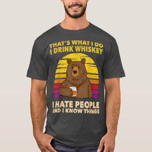 俺が嫌いなウイスキーを飲むのはそういうことだ。 Tシャツ