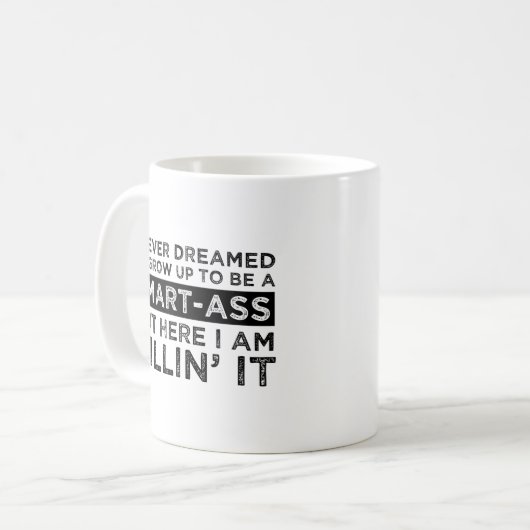 俺が尻になるなんて夢にも思わな頭が切れるい コーヒーマグカップ (正面左)