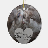 俺にとって世の中は愛の世界だキスをする セラミックオーナメント (左)