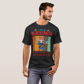 俺は疲れた時にストップは鍛冶屋だ Tシャツ (正面フル)