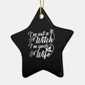 俺は魔女じゃない妻のギフトおもしろいだ セラミックオーナメント (左)