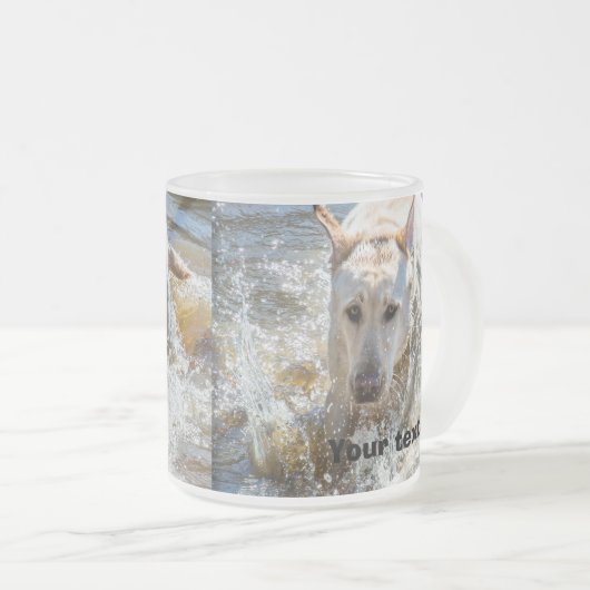 個人化して下さい:  ラブラドールの写真の遊を黄色にして下さい フロストグラスマグカップ (正面右)