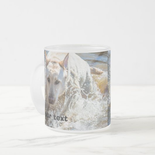 個人化して下さい:  ラブラドールの写真の遊を黄色にして下さい フロストグラスマグカップ (正面左)