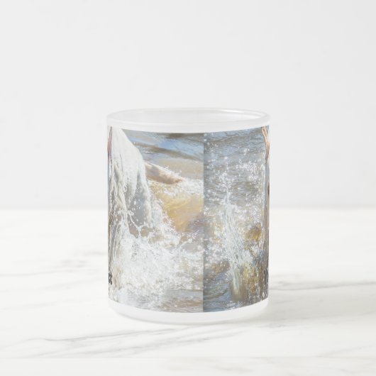 個人化して下さい:  ラブラドールの写真の遊を黄色にして下さい フロストグラスマグカップ (中央)