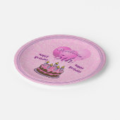 個人化して下さい: 女の子の第5誕生日の織り目加工のピンク ペーパープレート (アングル)