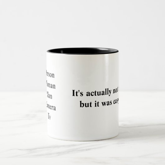 個人女性の男性カメラテレビトランプ引用文おもしろマグカップ ツートーンマグカップ (中央)