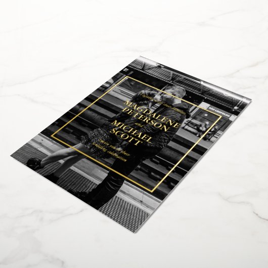 個人用の白黒フォト金ゴールドフレーム 箔招待状 (回転した状態)