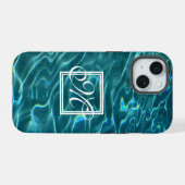 個人用設定の水模様海波モノグラム iPhone 15ケース (裏面横)