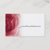 個人的で柔らかく赤い花柄のばら色のテンプレート 名刺 (裏面)