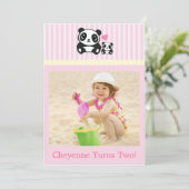 個人的な写真のパンダの誕生日の招待状-ピンク 招待状 (スタンド正面)