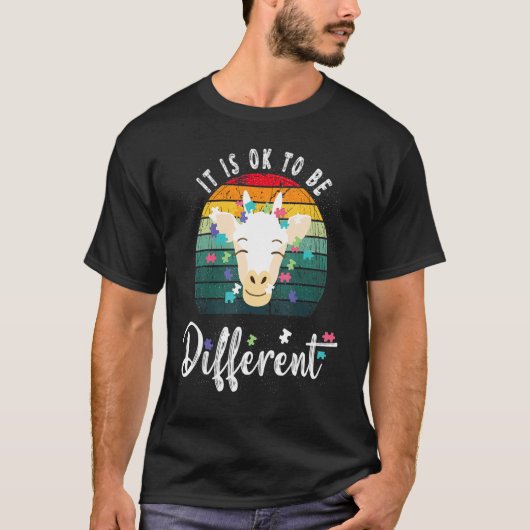 個性的でいいんだよ かわいいキリン 自閉症啓発 Tシャツ (正面)